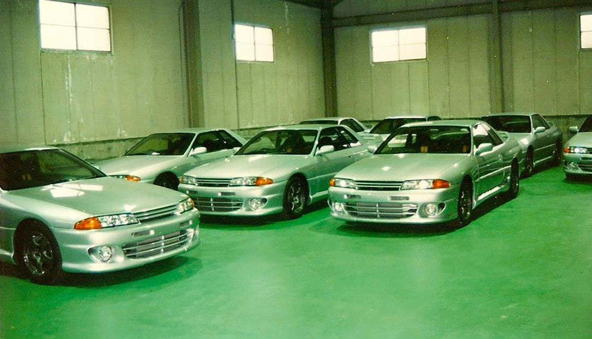 1-HKS-Zero-R-Skyline-GT-R3