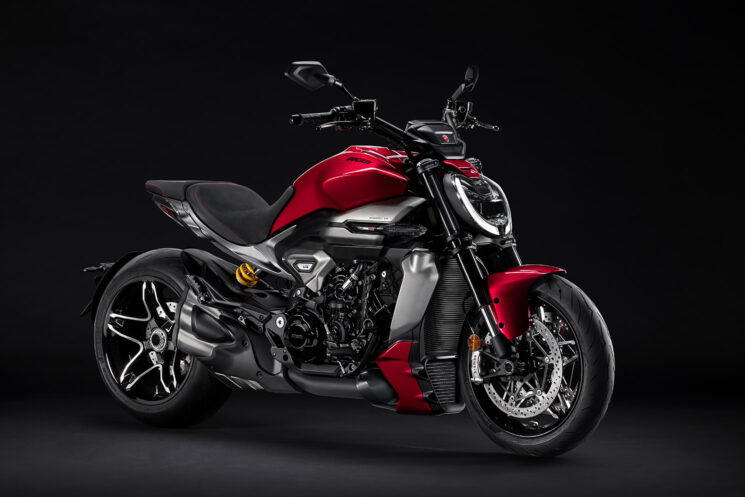 2025 Ducati XDiavel V4 super cruiser