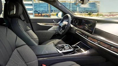 BMW 2024 BMW i7 Sedan