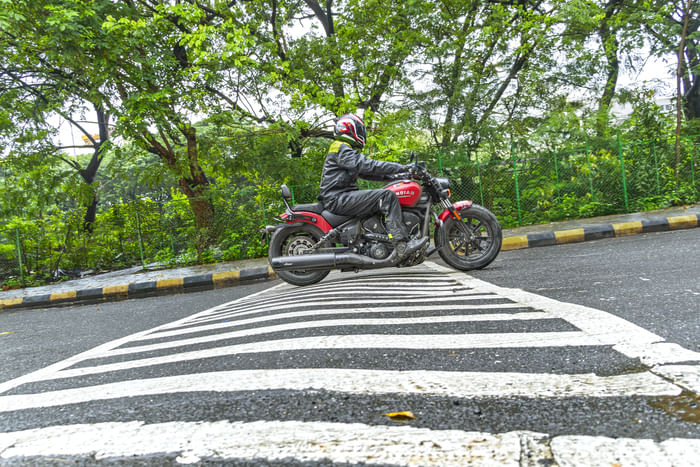 2025 Indian Scout Bobber ground clearance