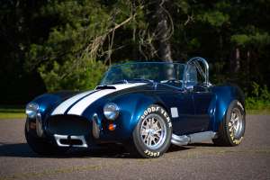 Factory Five Cobra