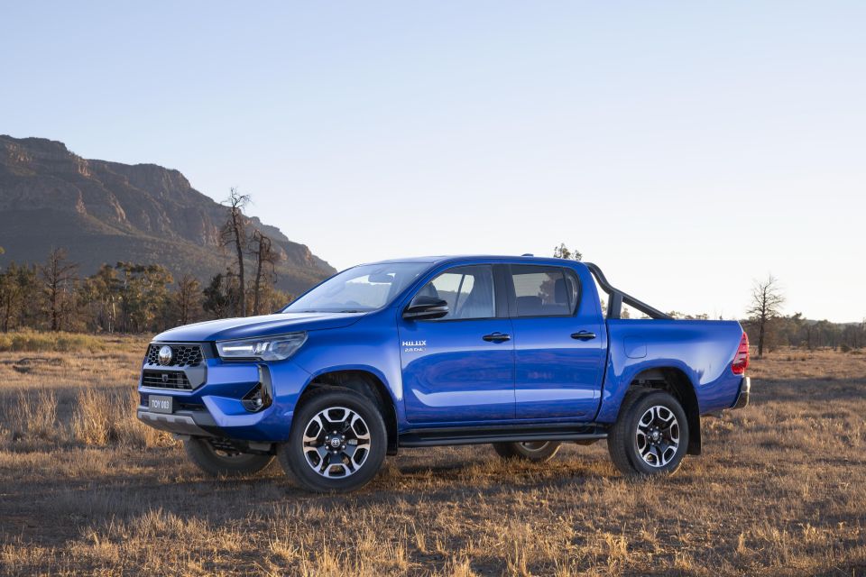2024 Toyota HiLux SR5 V-Active